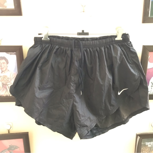 Nike women shorts (S-M-L) - Picture 3 of 6